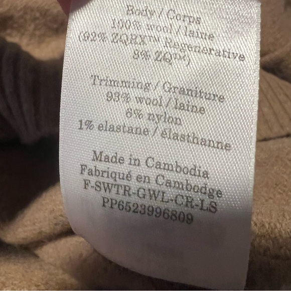 Everlane Crewneck Wool Sweater - Picture 8 of 8